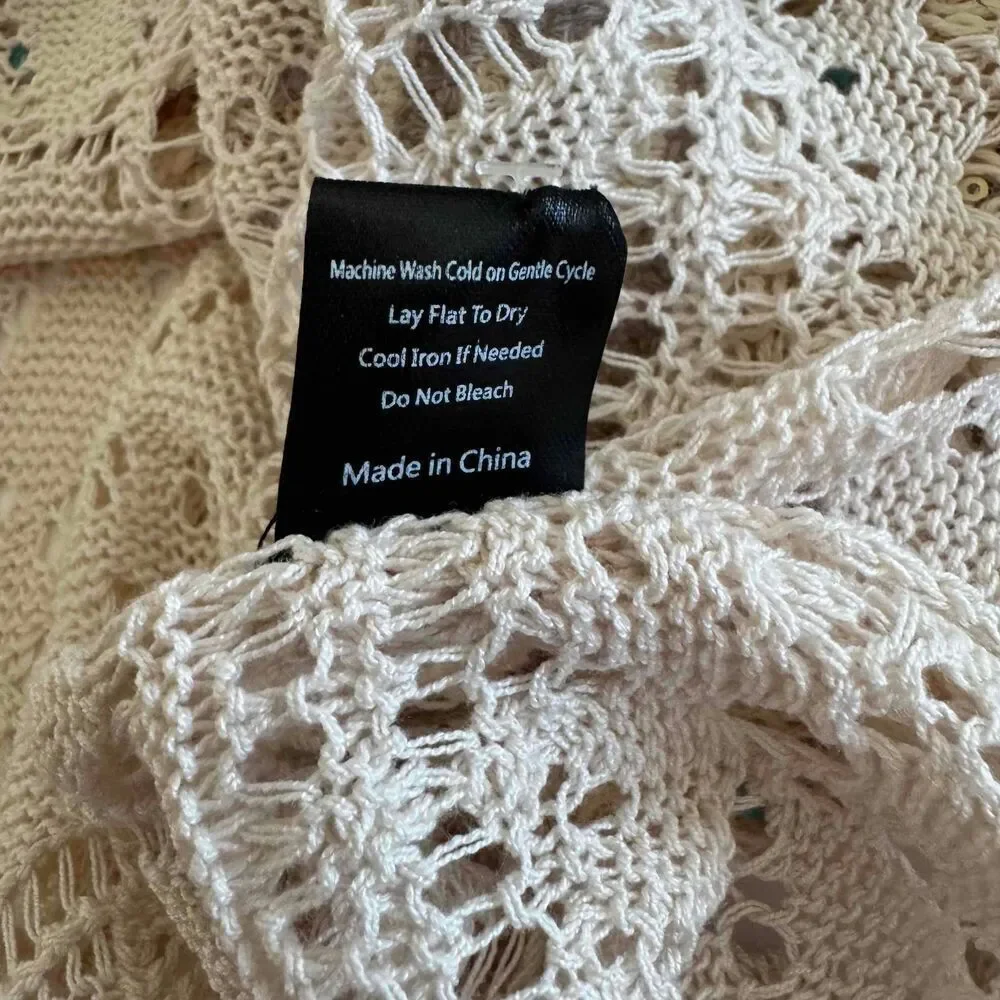 POL Sweater Crocheted Cream‎ Multicolor Embroidered Accents Pullover Size Medium